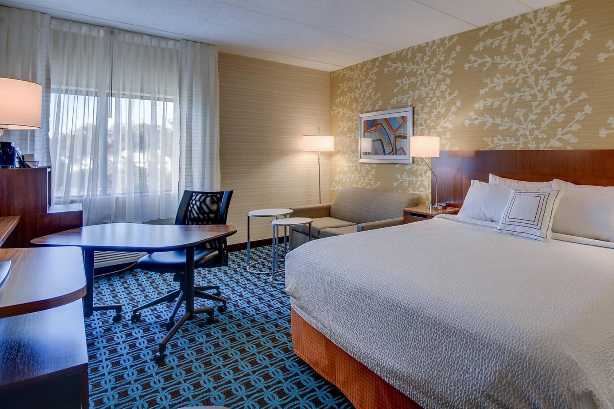Fairfield Inn Portsmouth Seacoast מראה חיצוני תמונה