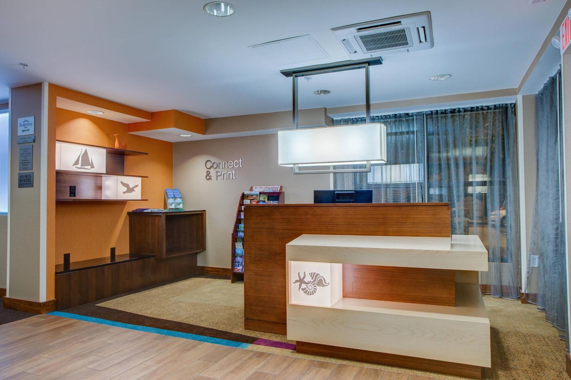 Fairfield Inn Portsmouth Seacoast מראה חיצוני תמונה