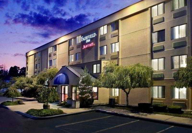 Fairfield Inn Portsmouth Seacoast מראה חיצוני תמונה